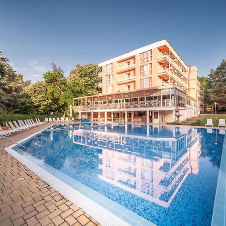 Gloria Hotel Saints Constantine and Helena ภายนอก รูปภาพ